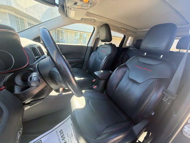 Used 2020 Jeep Compass Trailhawk w/ Leather Interior Group AWD/4WD image 9