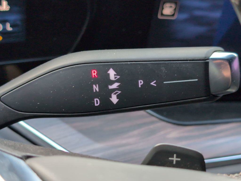 Used 2025 Chevrolet Tahoe Z71 w/ Comfort Package image 26