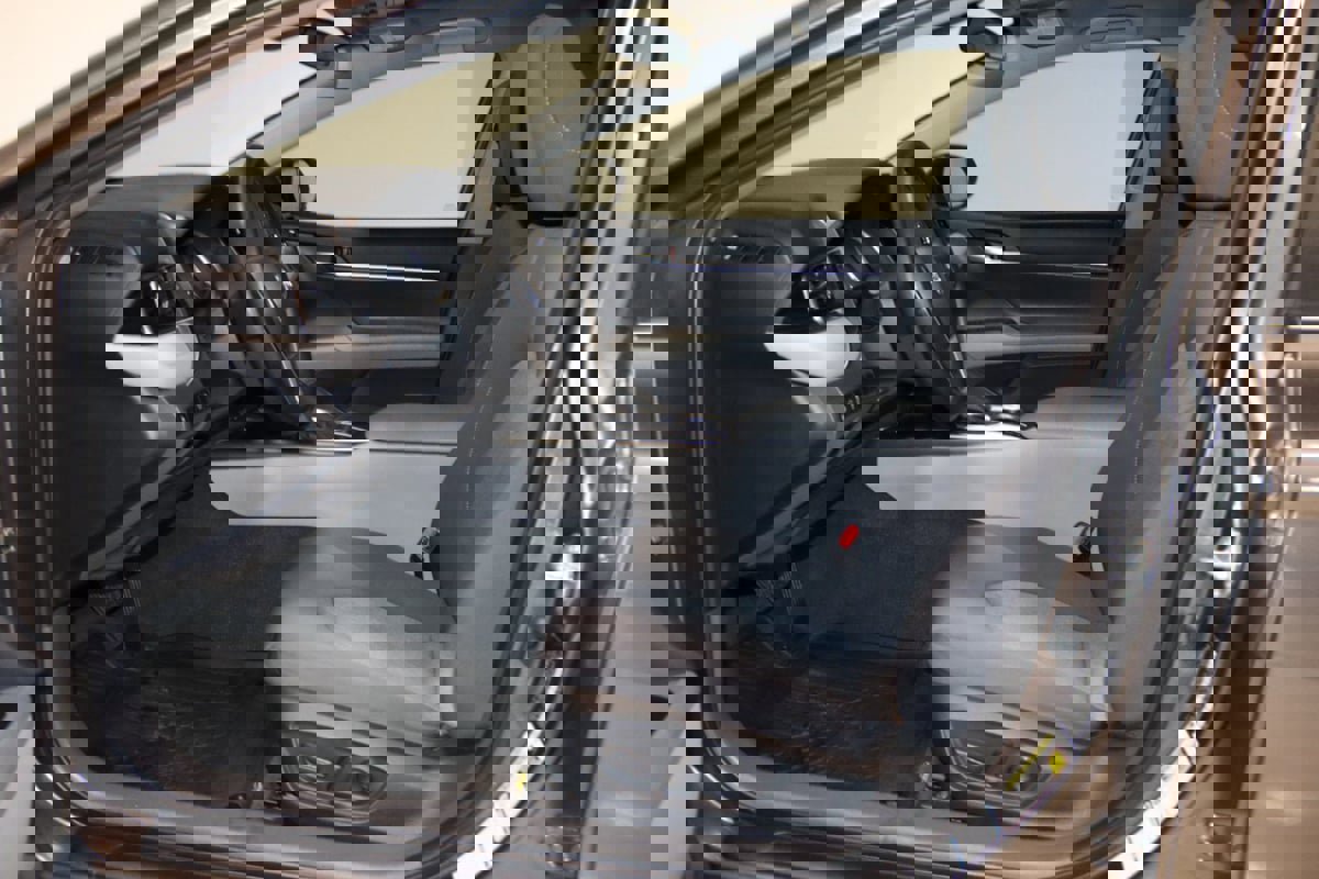 Used 2023 Toyota Camry LE image 34