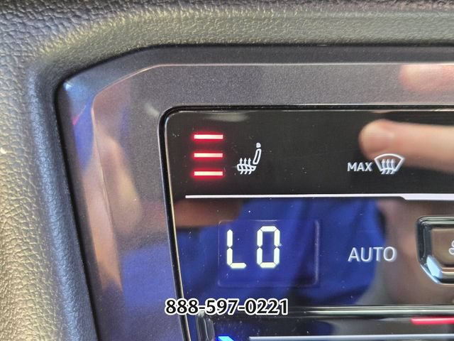 Used 2022 Volkswagen Tiguan SE FWD image 24