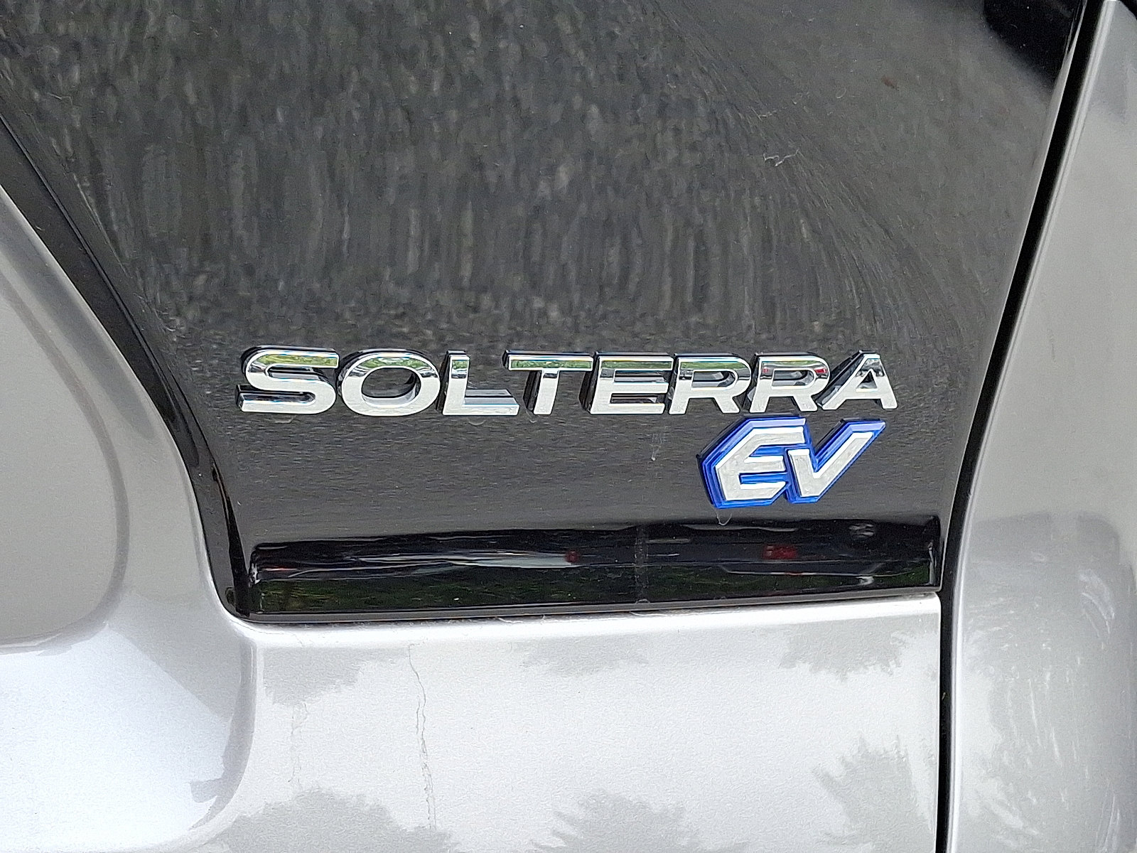 Used 2023 Subaru Solterra AWD image 29