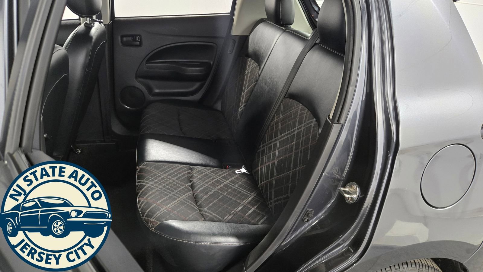 Used 2024 Mitsubishi Mirage Black Edition FWD image 23