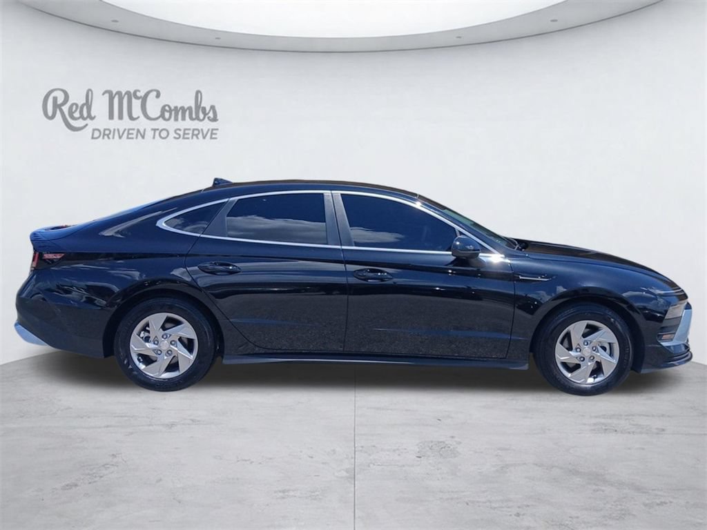 Used 2026 Hyundai Sonata SE FWD image 9