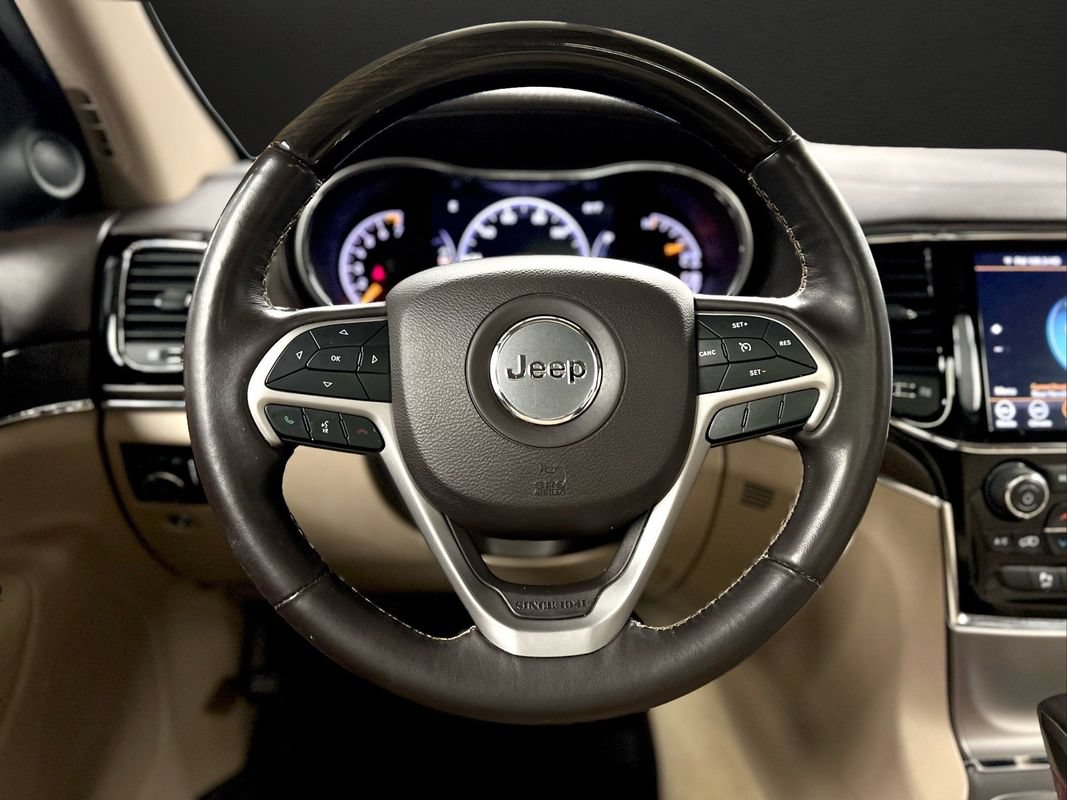 Used 2020 Jeep Grand Cherokee Overland AWD/4WD image 26