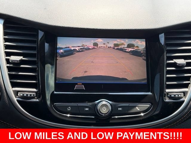 Used 2021 Chevrolet Trax LT w/ LT Convenience Package FWD image 23
