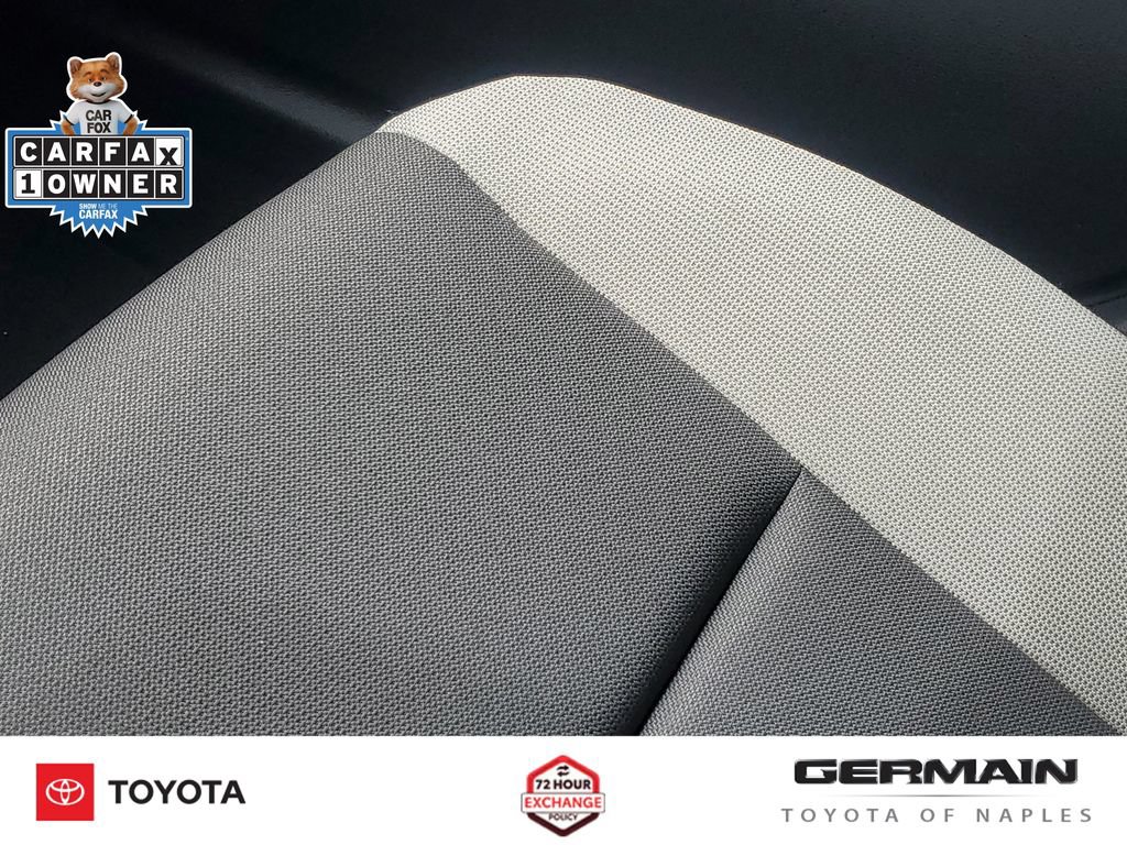 Used 2026 Toyota Corolla LE FWD image 28