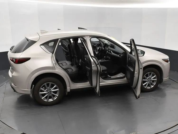 Used 2024 MAZDA CX-5 AWD 2.5 S w/ Select Package image 6