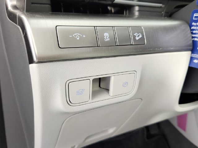 New 2026 Hyundai Kona Limited AWD/4WD image 19