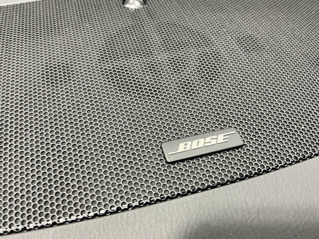 Used 2024 Nissan Armada SL w/ Captain's Chairs Package image 5