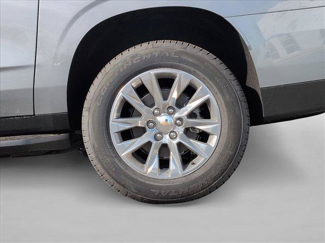 New 2026 Chevrolet Suburban Premier w/ Sun And Tow Package AWD/4WD image 10