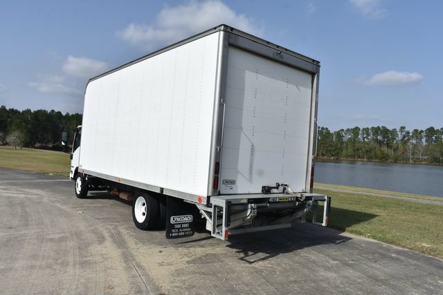 Used 2021 Isuzu NPR RWD image 5