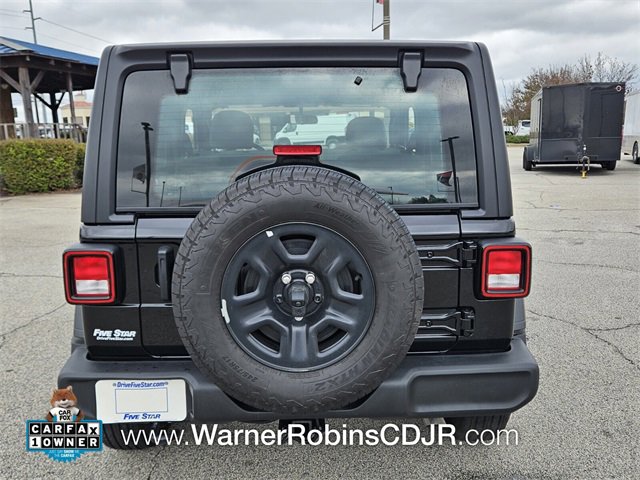 Used 2025 Jeep Wrangler Sport image 8