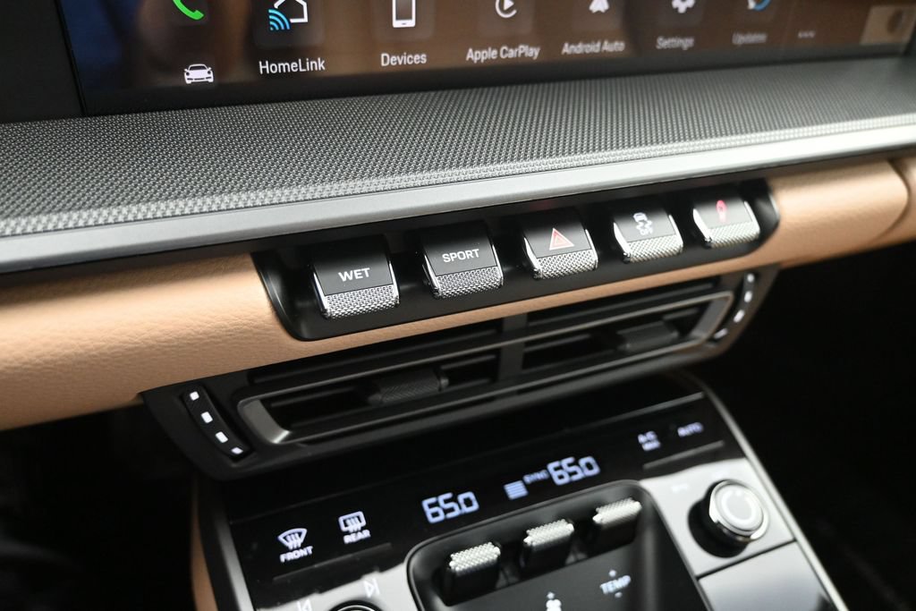 Certified 2024 Porsche 911 Carrera S RWD image 16