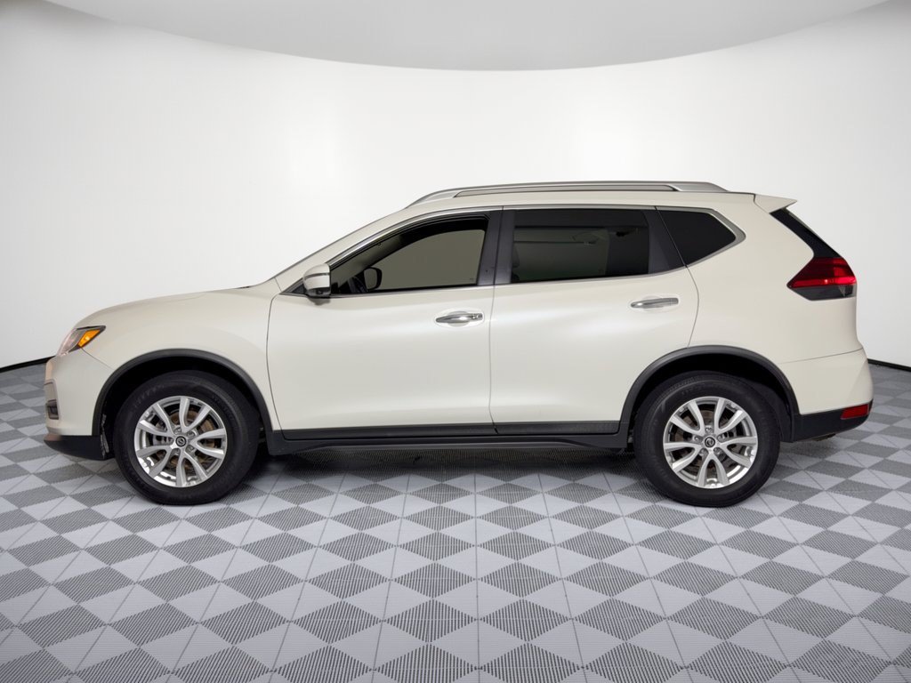 Used 2018 Nissan Rogue SV w/ Premium Package AWD/4WD image 2