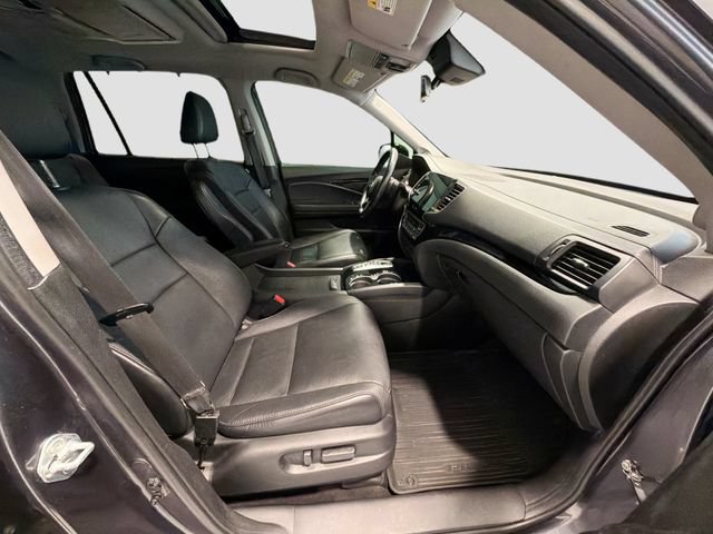 Used 2021 Honda Pilot Touring image 25