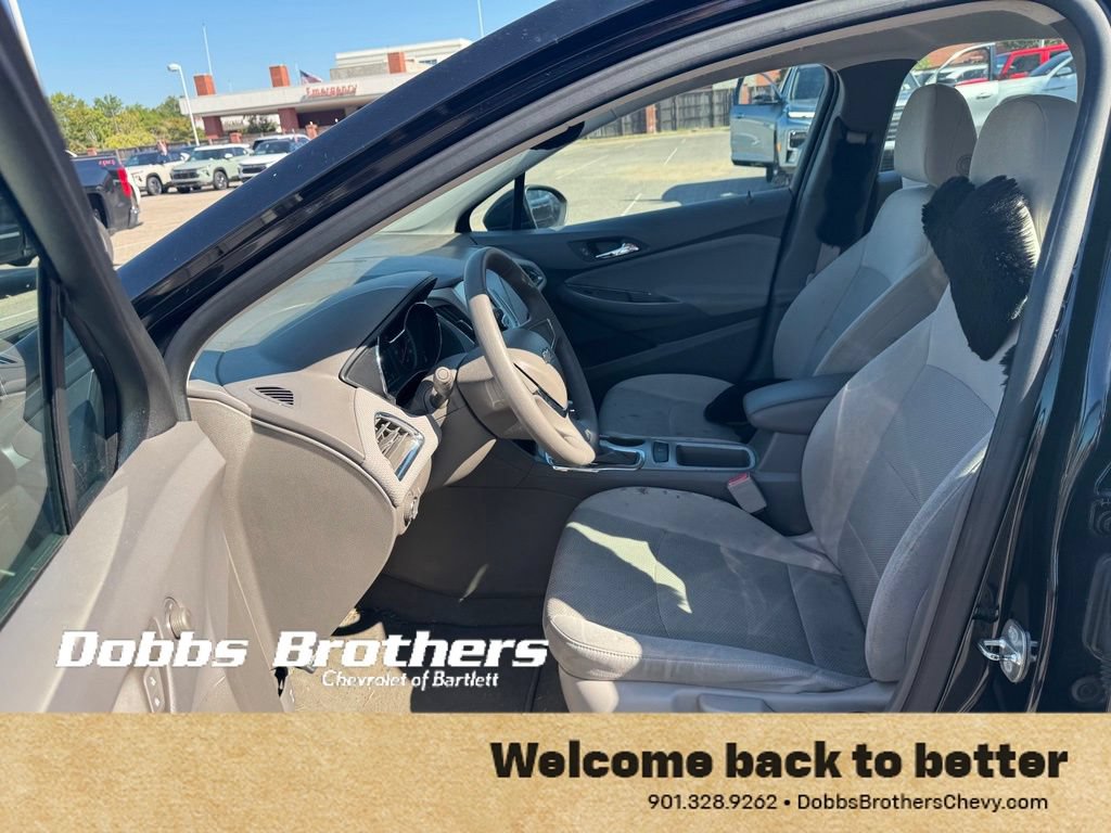 Used 2018 Chevrolet Cruze LS FWD image 14