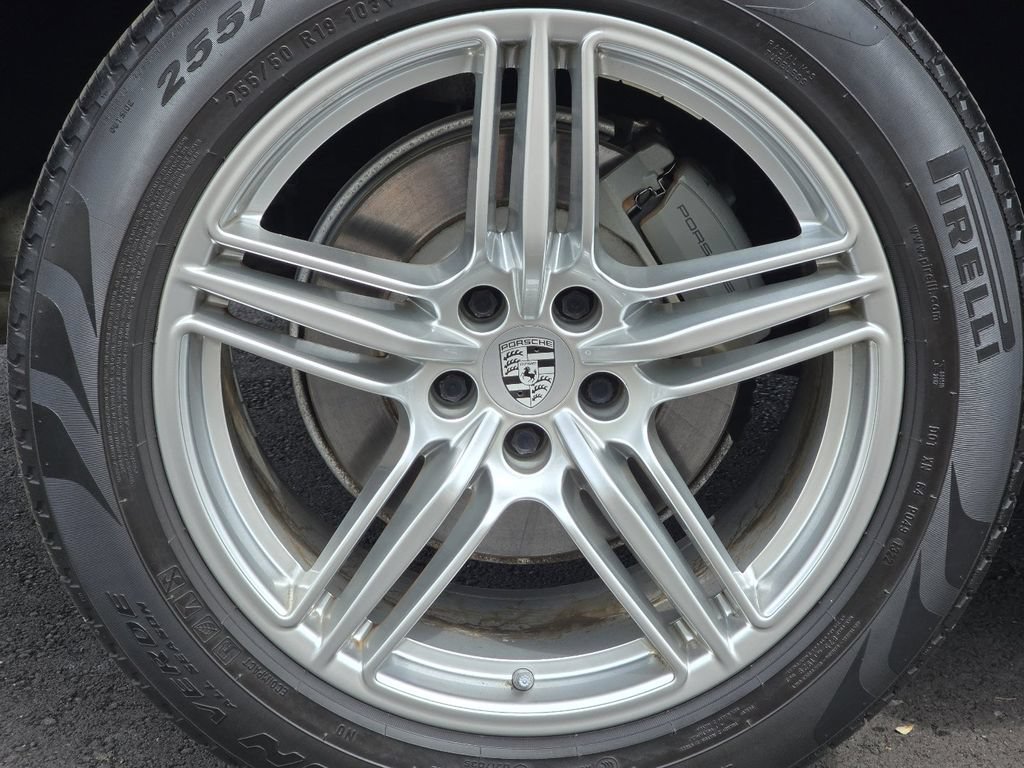 Used 2020 Porsche Macan S AWD/4WD image 25