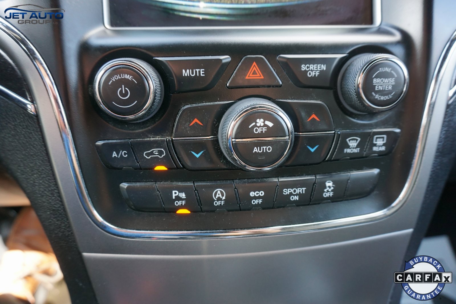 Used 2018 Jeep Grand Cherokee Limited image 37