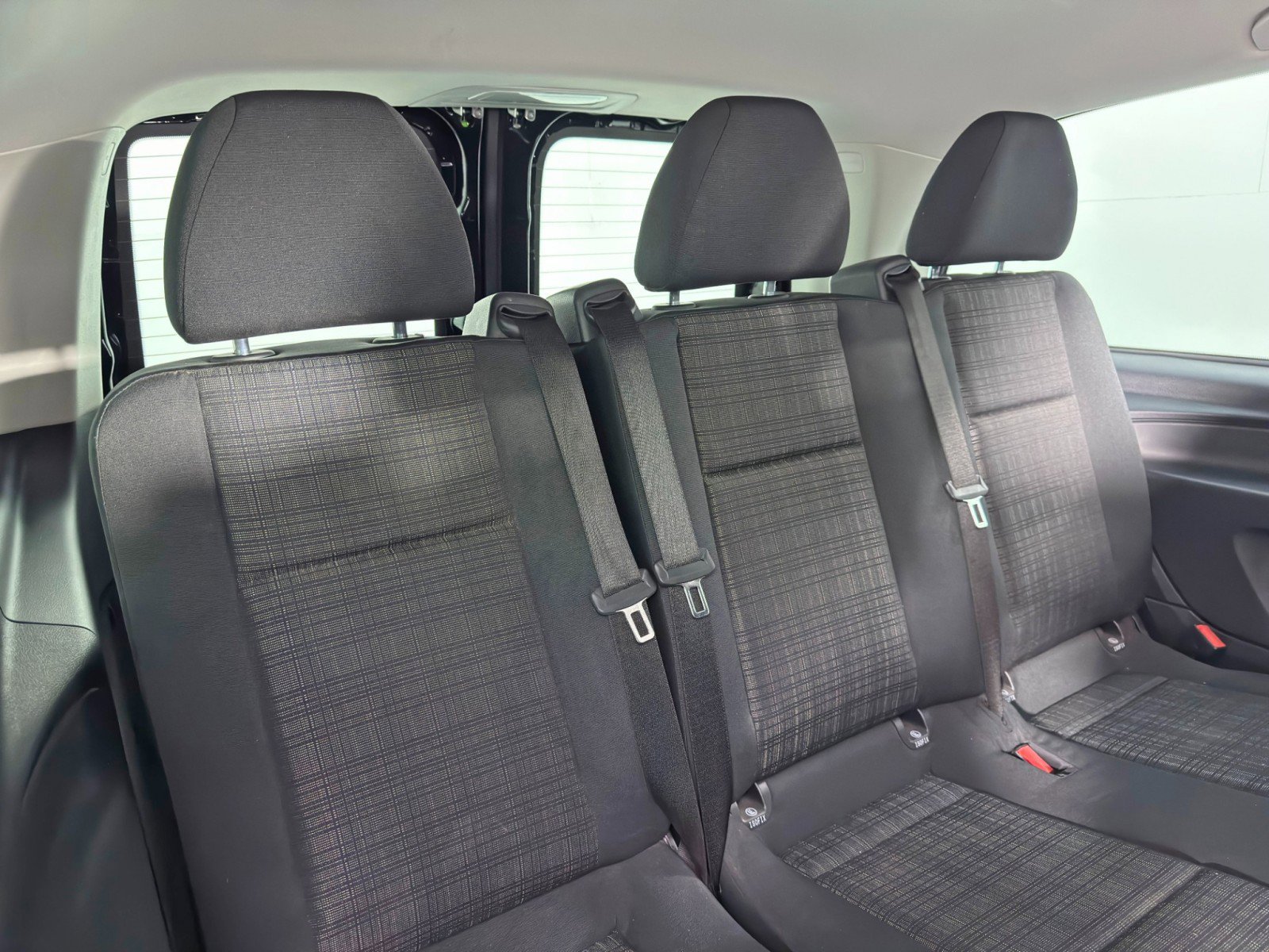 Used 2019 Mercedes-Benz Metris Passenger image 30