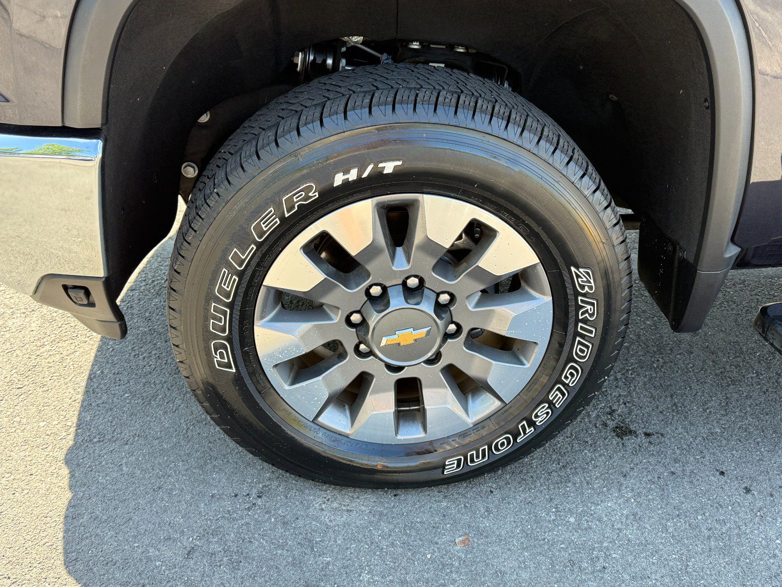 Used 2024 Chevrolet Silverado 2500 LT w/ All Star Edition AWD/4WD image 9