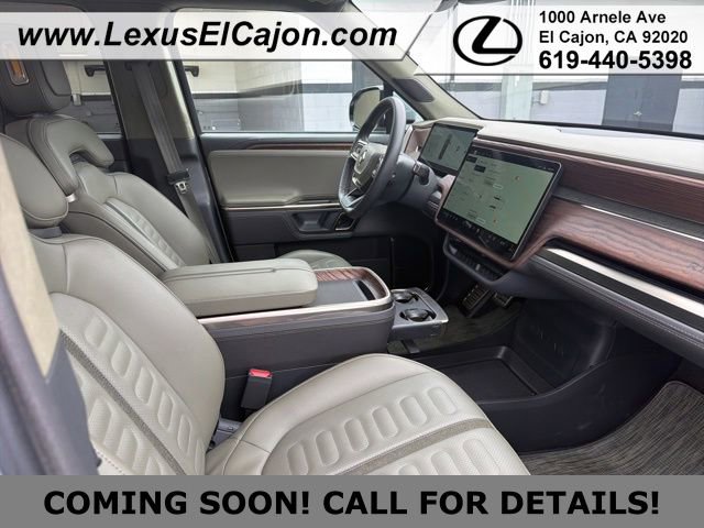 Used 2023 Rivian R1T Adventure AWD/4WD image 3