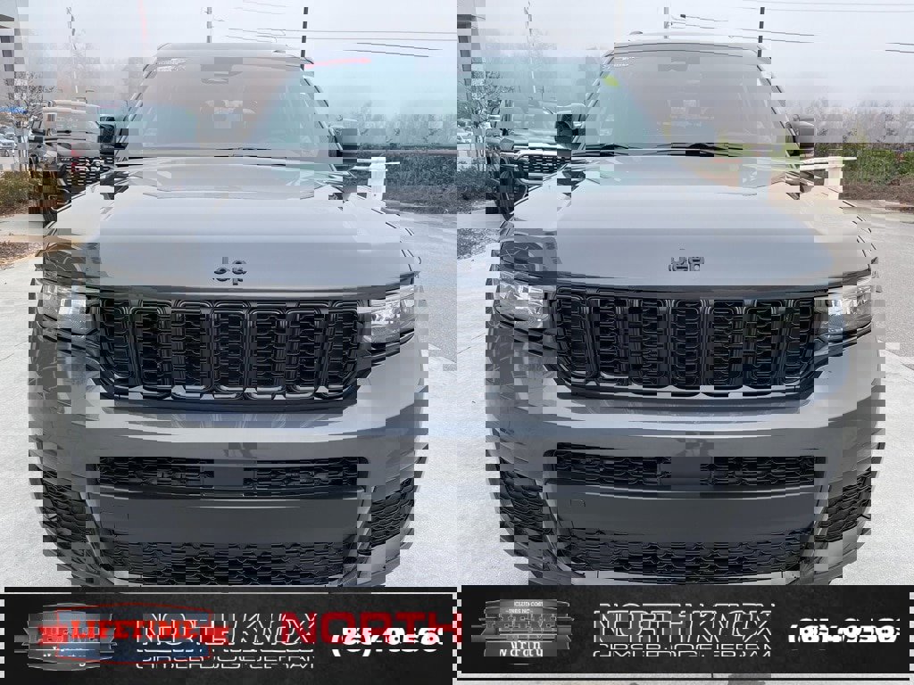 New 2025 Jeep Grand Cherokee L Altitude image 34