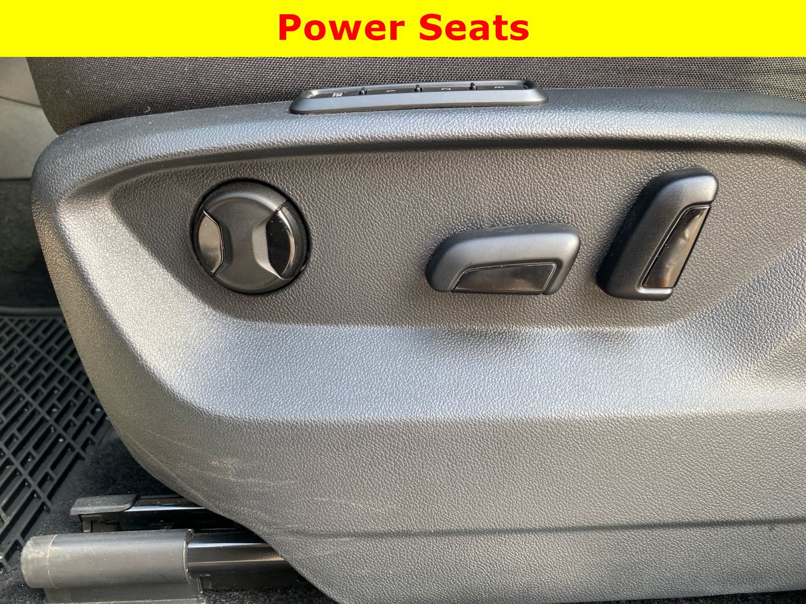 Used 2023 Volkswagen Tiguan SEL R-Line AWD/4WD image 21