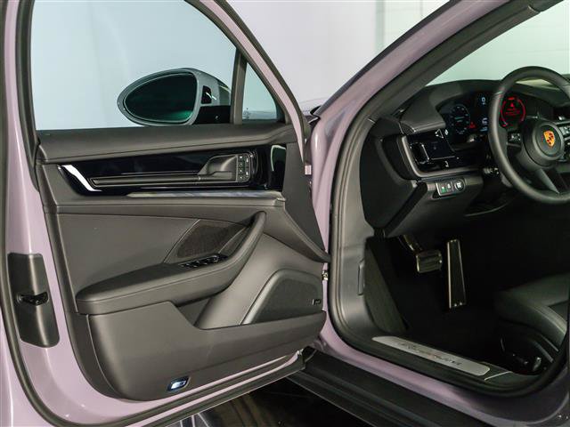 New 2026 Porsche Panamera RWD image 19