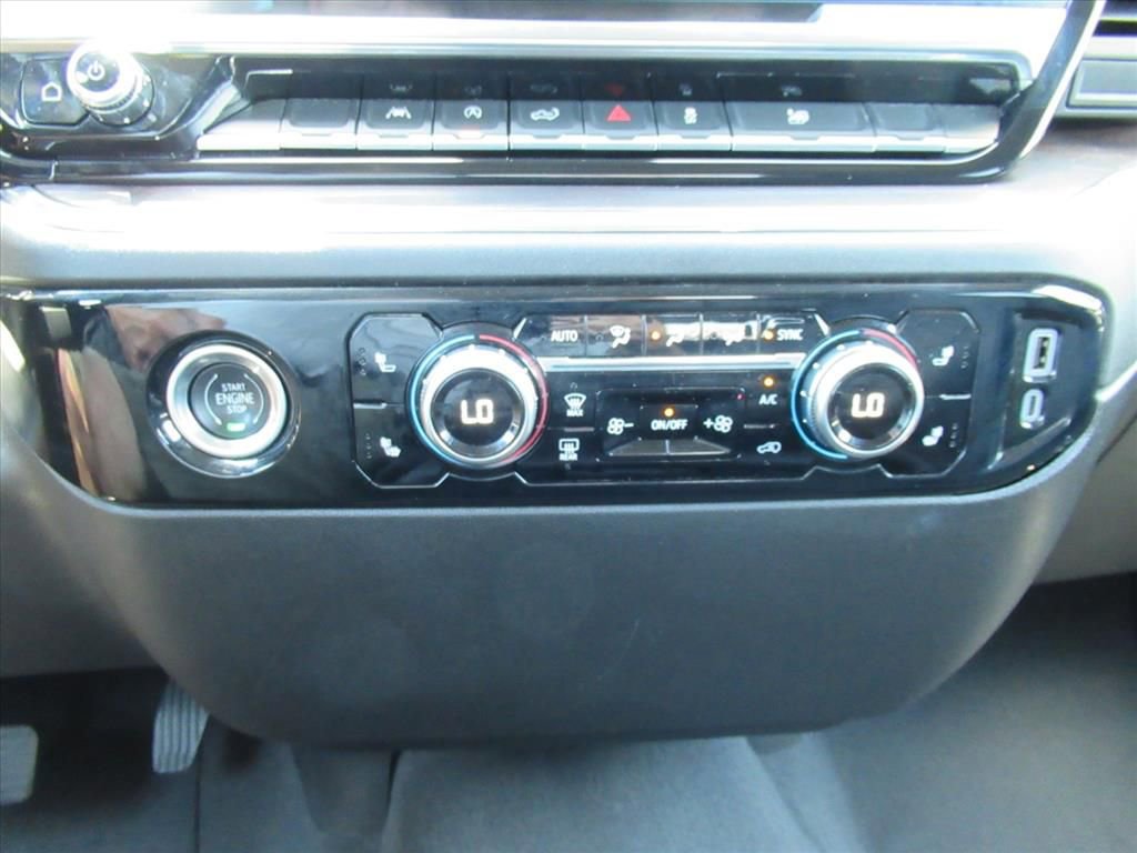 Certified 2024 GMC Sierra 1500 SLT RWD image 24