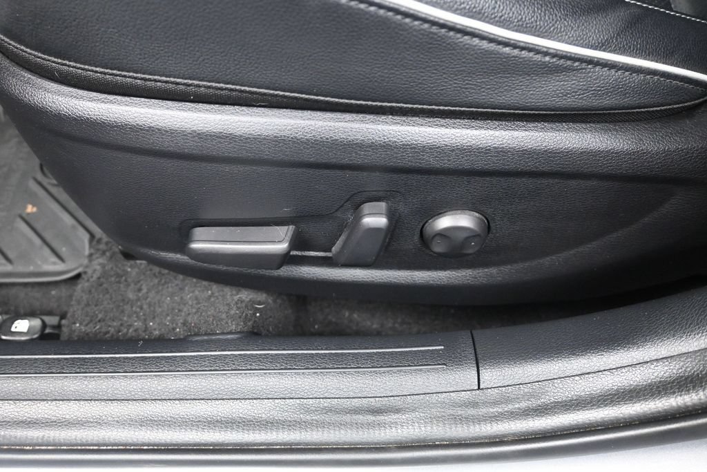 Certified 2023 Kia Forte GT-Line w/ GT-Line Premium Package FWD image 11
