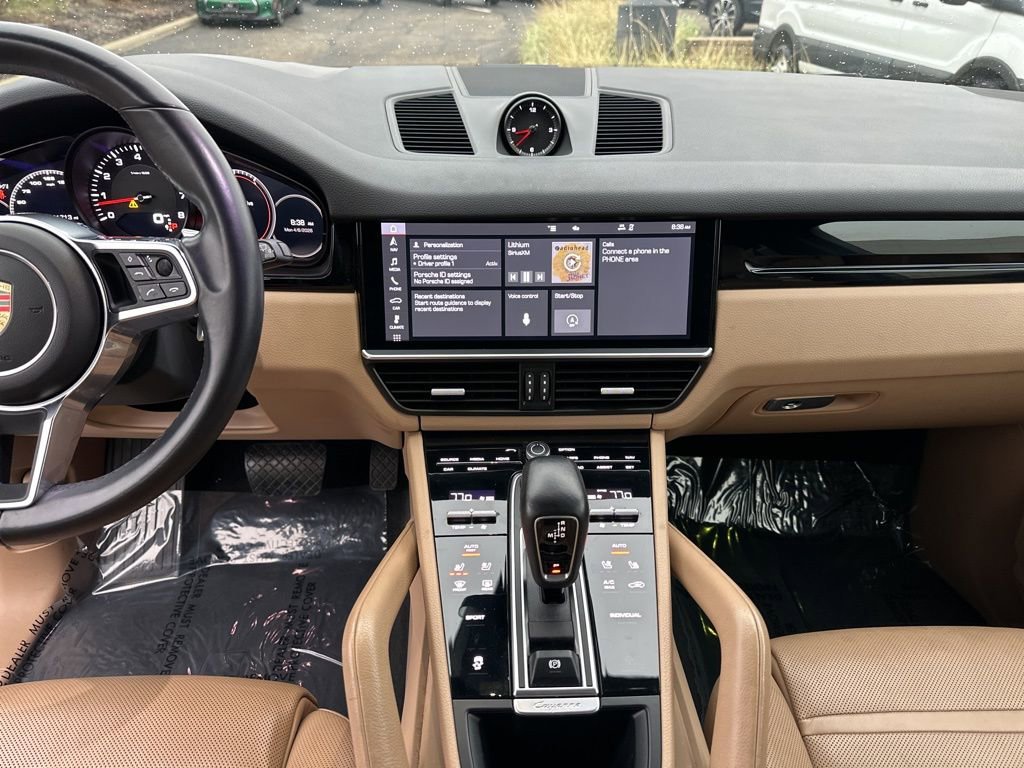 Used 2020 Porsche Cayenne image 53