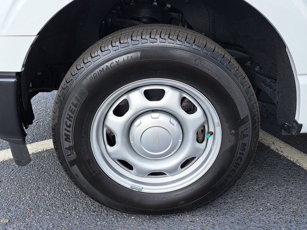 Used 2025 Ford F150 XL RWD image 17