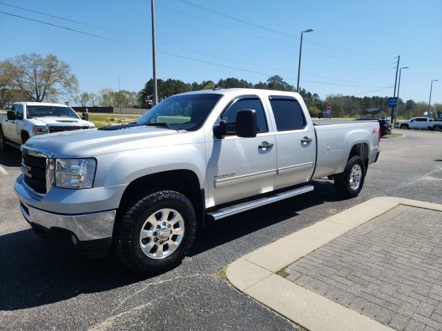 Used 2011 GMC Sierra 3500 SLE w/ SLE Preferred Package image 3