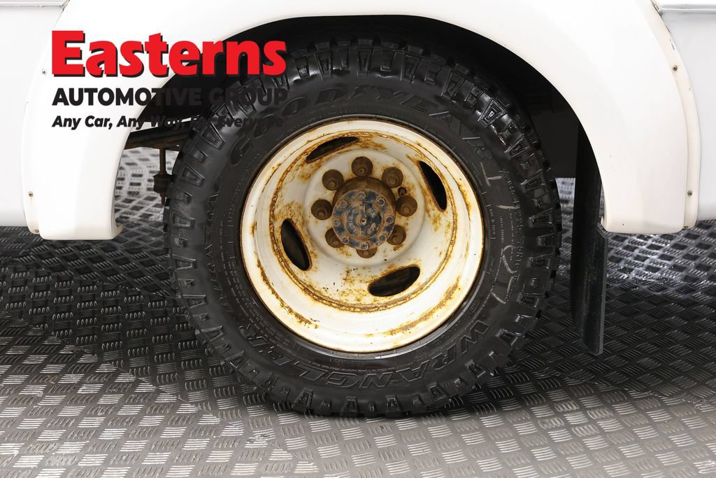 Used 2018 Ford E-350 and Econoline 350 Super Duty w/ Shuttle Bus Prep Package RWD image 8