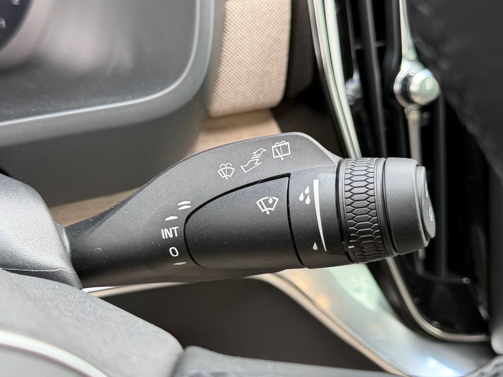 New 2026 Volvo XC90 B6 Plus AWD/4WD image 30