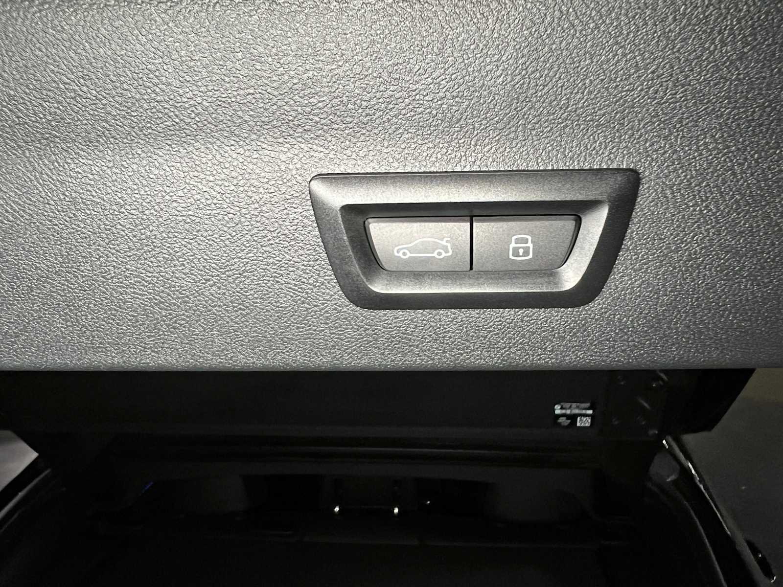 Used 2024 BMW X4 M AWD/4WD image 18
