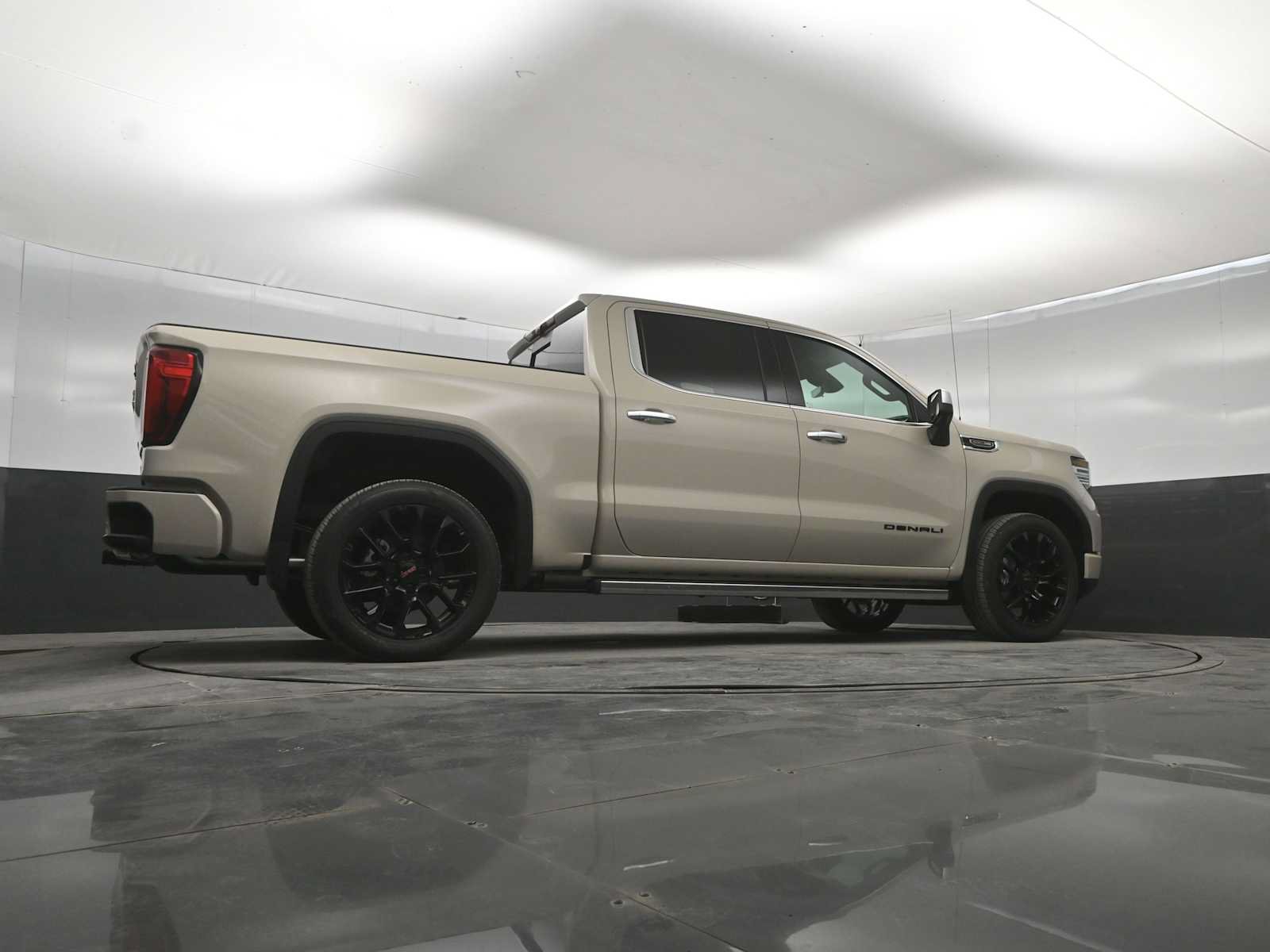 New 2026 GMC Sierra 1500 Denali AWD/4WD image 37