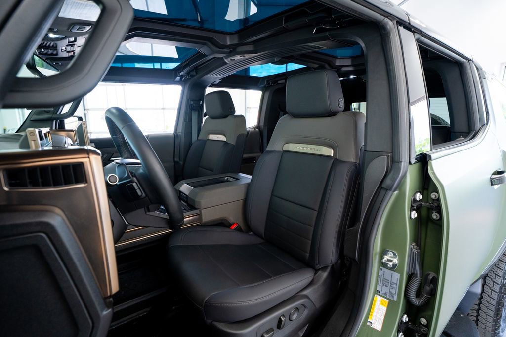 Used 2025 GMC Hummer EV 3X image 30