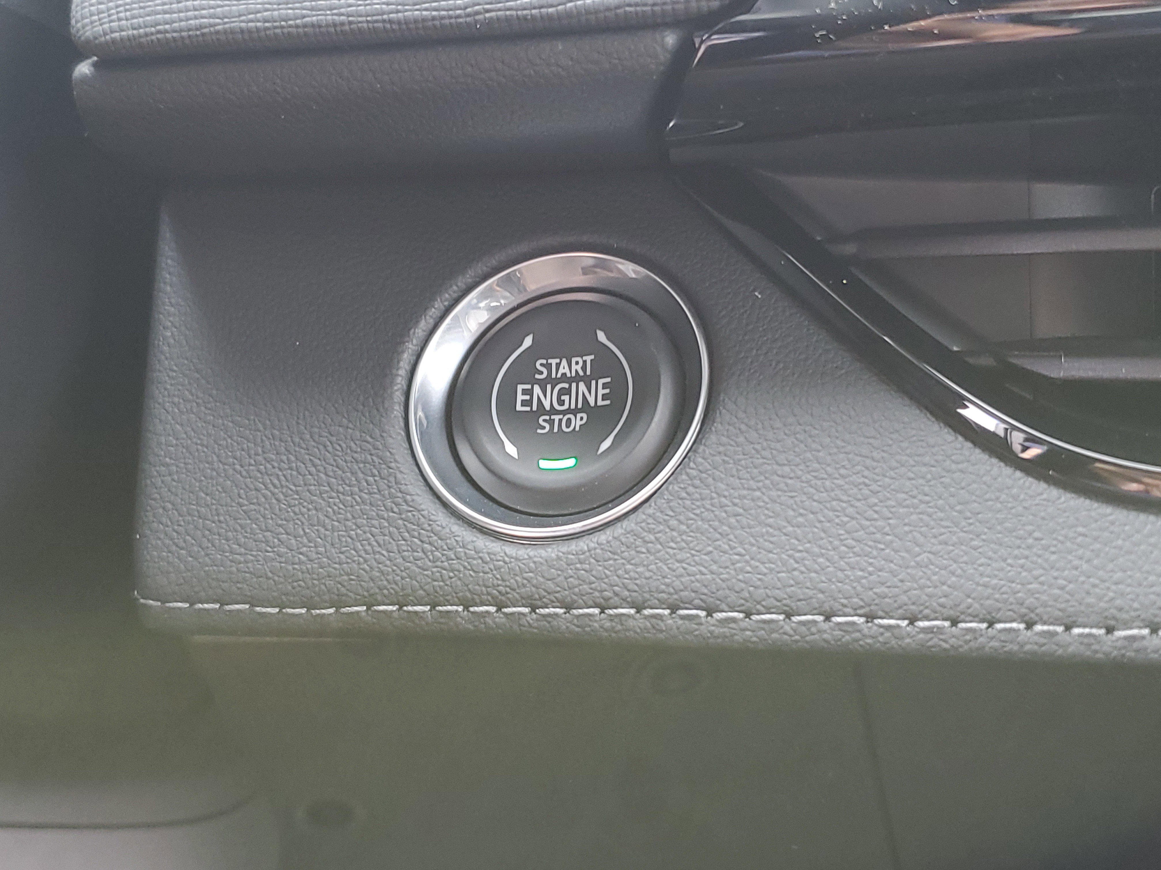 New 2026 Buick Enclave Preferred w/ LPO, Floor Liner Package image 22