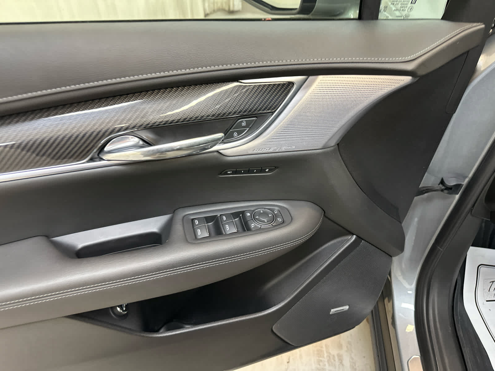 Used 2024 Cadillac XT6 Sport w/ Technology Package AWD/4WD image 26