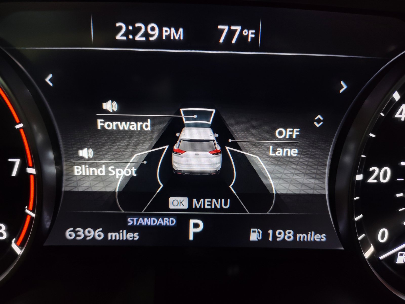 Used 2025 Nissan Rogue SV FWD image 32