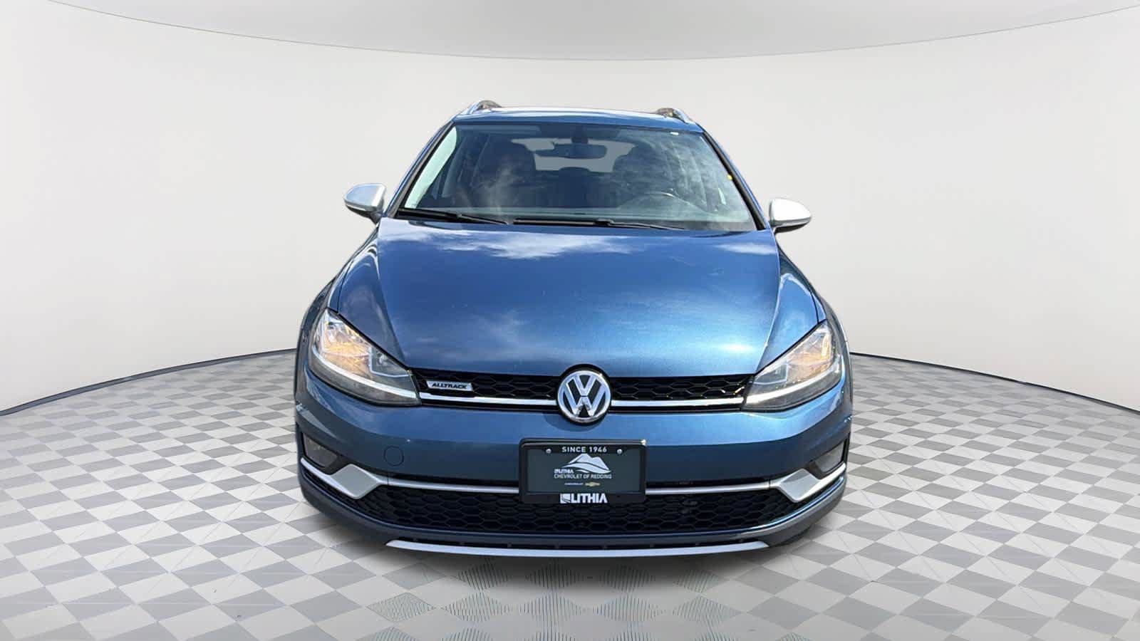 Used 2018 Volkswagen Golf Alltrack SE AWD/4WD image 2