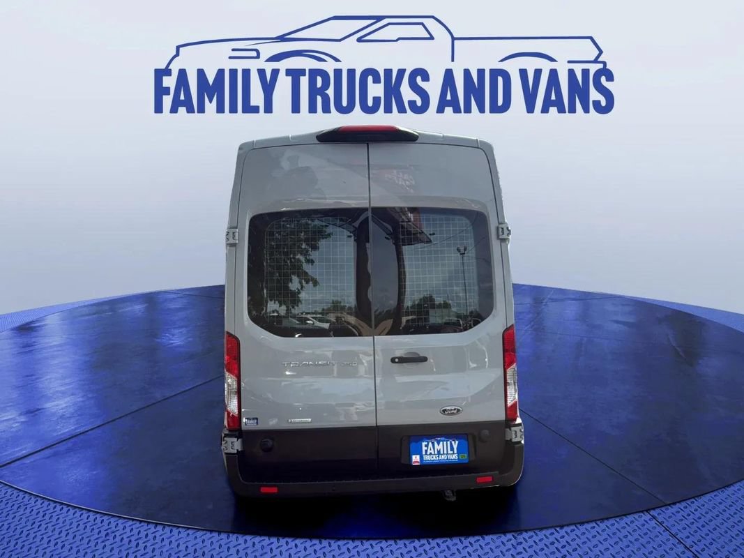 Used 2023 Ford Transit 250 148 High Roof Extended RWD image 4