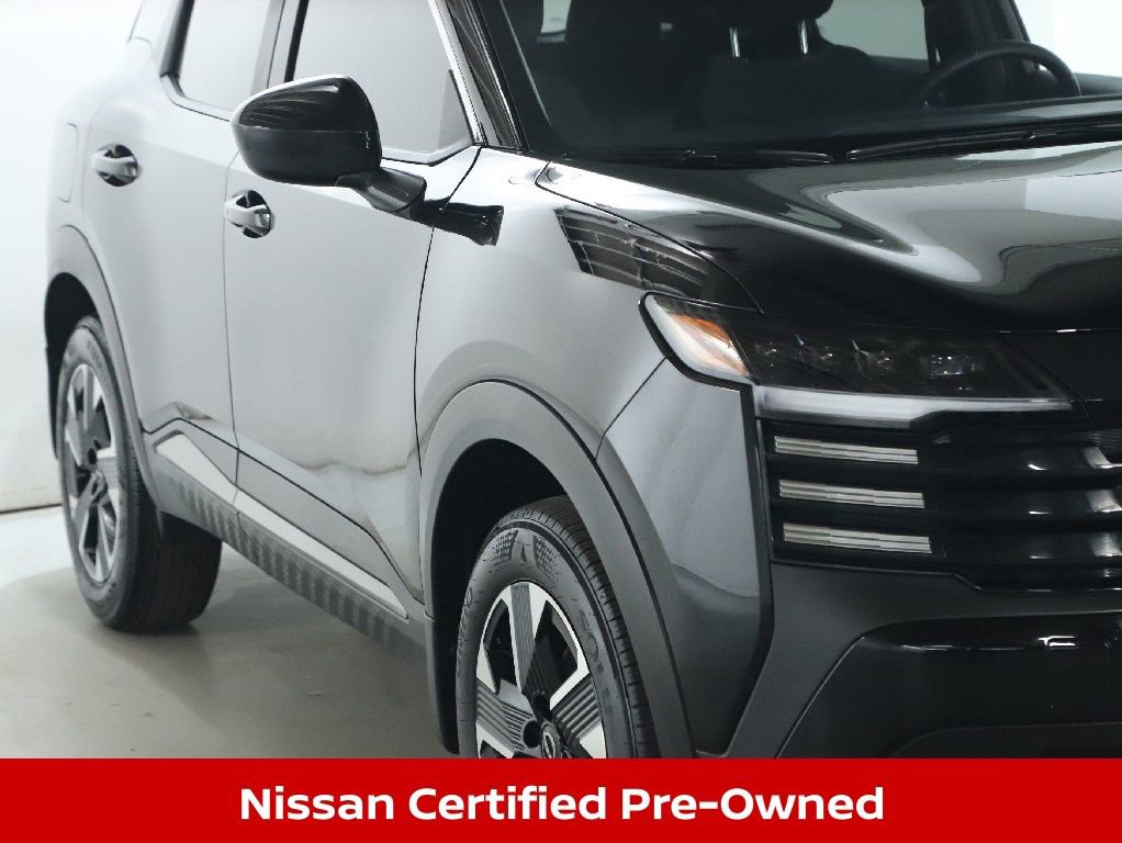 Certified 2025 Nissan Kicks SV image 7