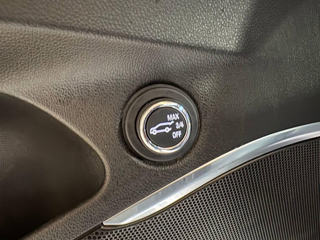 Used 2024 Buick Enclave Premium image 23