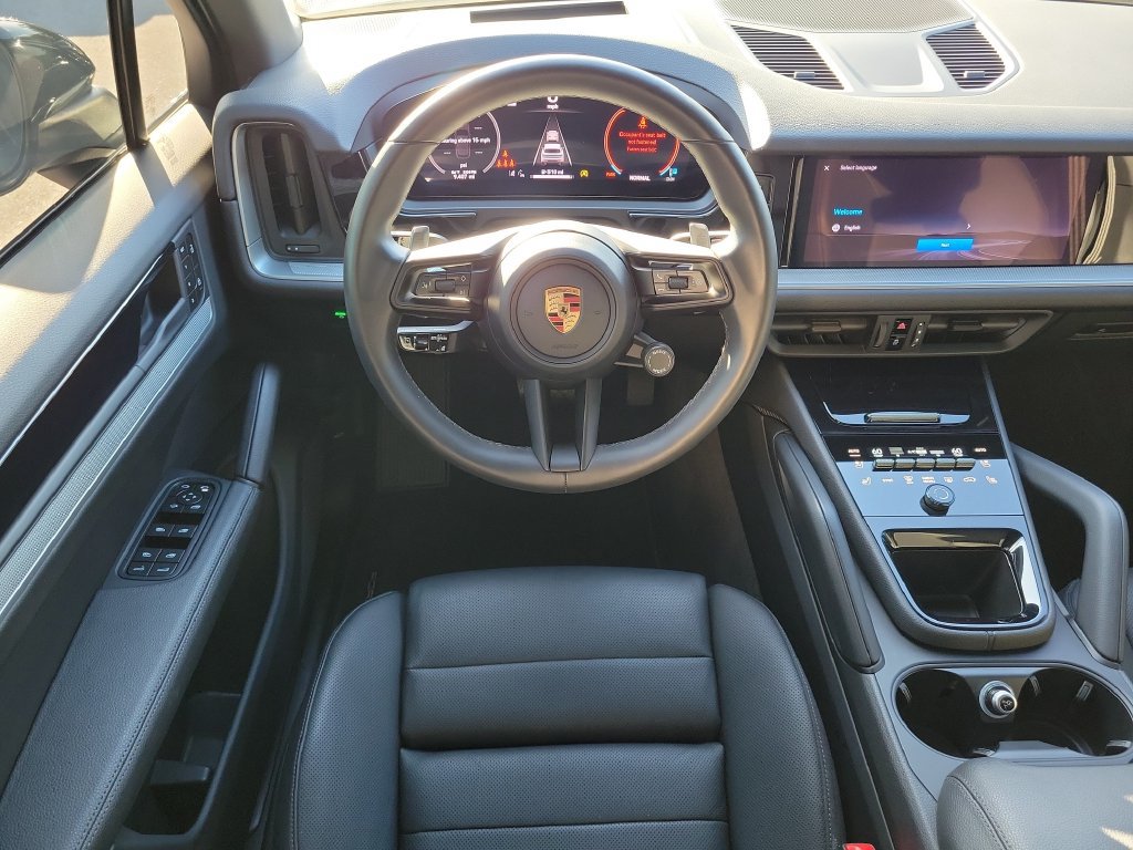 Certified 2026 Porsche Cayenne AWD/4WD image 21