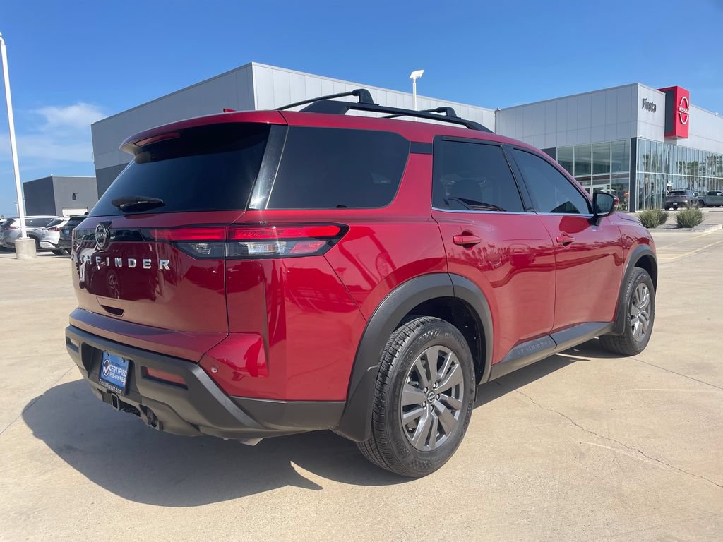 Certified 2025 Nissan Pathfinder SV w/ SV Premium Package FWD image 5