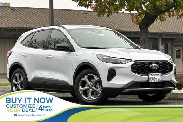 Used 2025 Ford Escape ST-Line w/ Equipment Group 301A