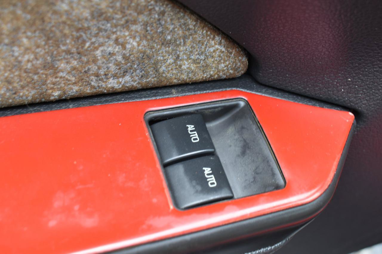 Used 2011 Ford Mustang GT RWD image 25