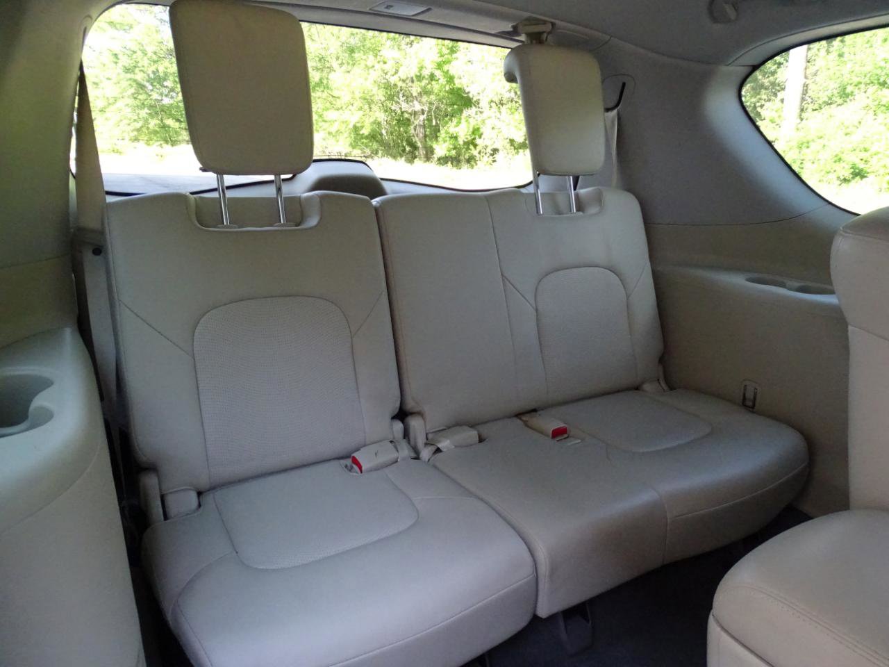 Used 2017 INFINITI QX80 2WD w/ Driver Assistance Package image 29